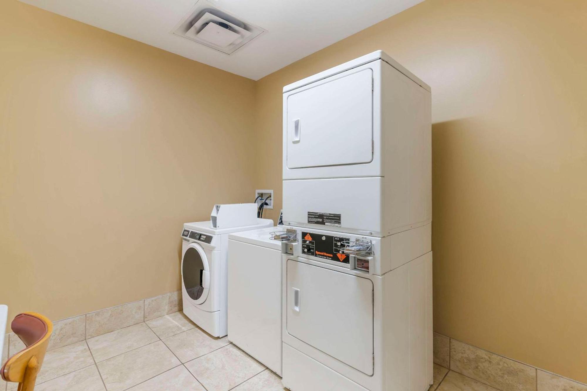Comfort Inn & Suites Tifton Εξωτερικό φωτογραφία