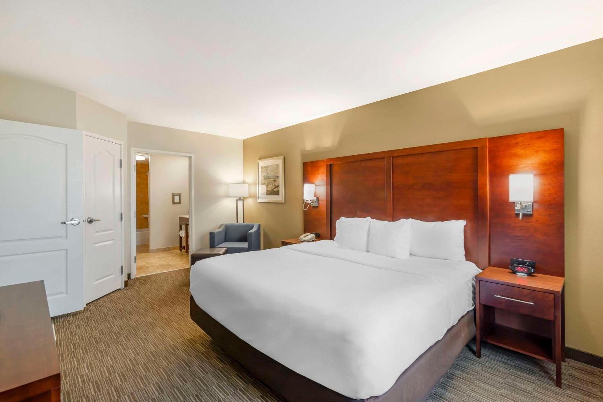 Comfort Inn & Suites Tifton Εξωτερικό φωτογραφία